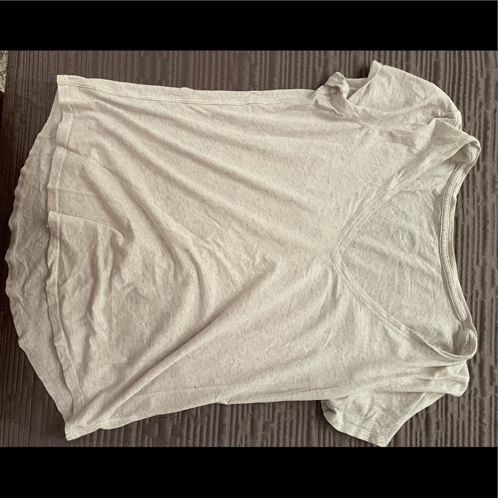 Off white/ Grey Lululemon teeshirt